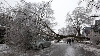 icestormtoronto3.jpg