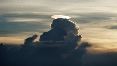 Rainbow pileus cloud Mutare Zimbabwe 28 January 2014 by Peter Lowenstein_small.jpg