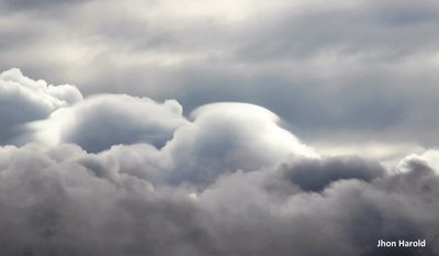 IMG_6248 (1) nube lenticular_small.jpg