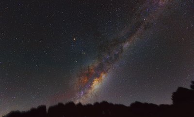 Emu Milkyway rising_small.jpg