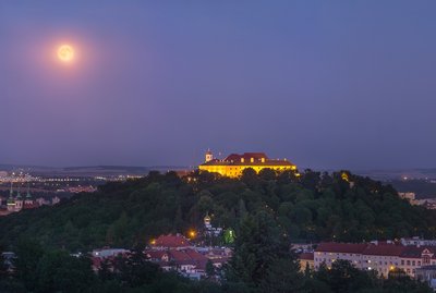 2016_07_20_Uplnkova_noc_Brno_PanoHDR_1500px_jpg.jpg