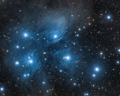 20161230__M45_Pleiades__LRGB_23x900s@1x1+58x300s@2x2_small.jpg