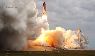 endeavourlaunch_nasa_3000.jpg