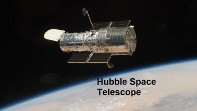 hubblefloat_sts125.jpg