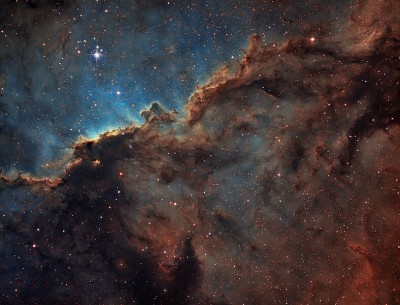 NGC_6188_Los_Dragones_de_Ara_en_Paleta_Hubble.jpg