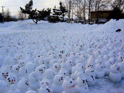 snowmen invade Europe (credit vips)